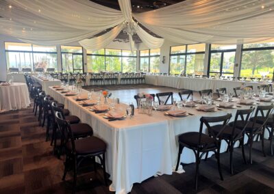 Family Style Seating Wedding Pic
